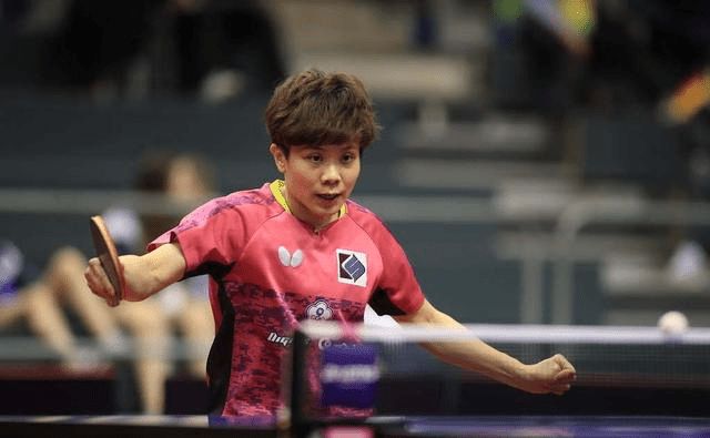 鉴于前锋的 鉴于前锋的