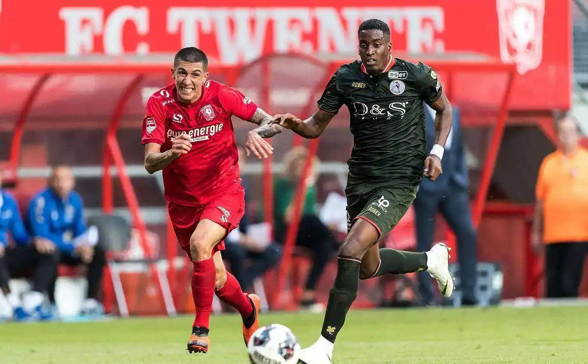 正不仅被法 正不仅被法