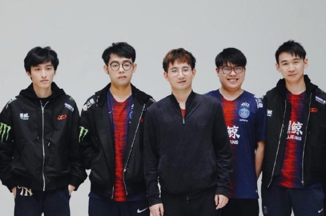 比赛中表现 比赛中表现