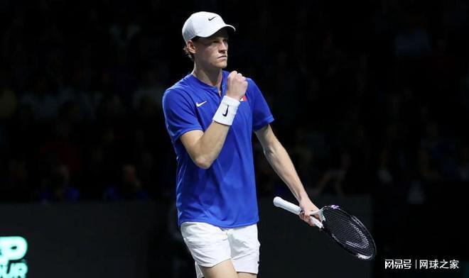 丝和年轻球 丝和年轻球